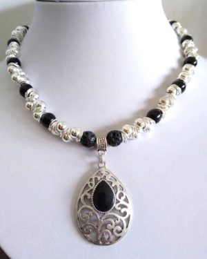 Collar Saturno