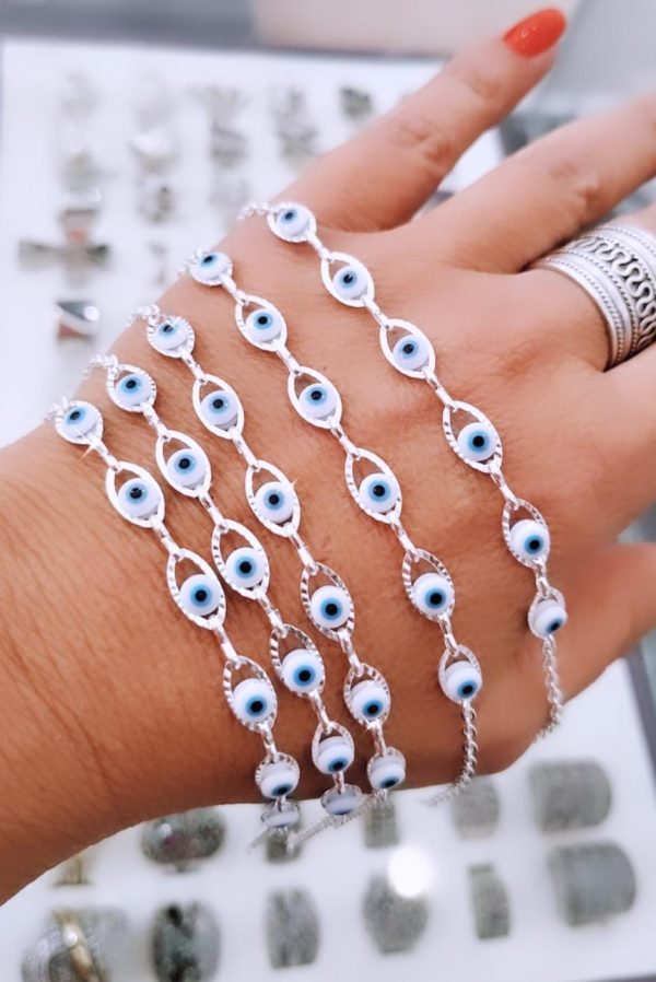 Pulsera ojitos continuos