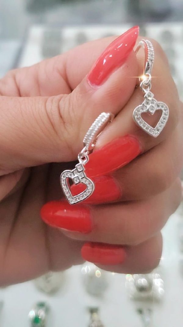 Aros corazon calado
