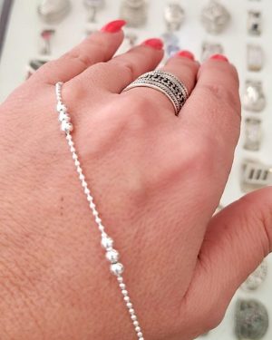 Pulsera bolitas