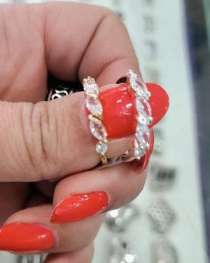 Anillo Greta