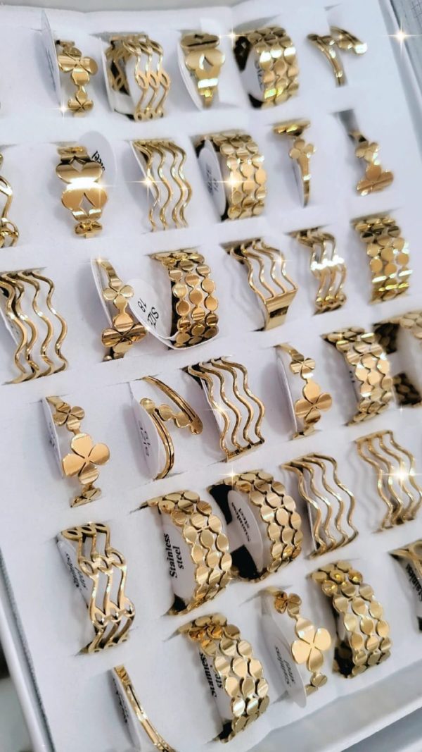 Anillos dorados a eleccion - Image 2