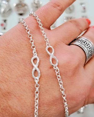 Pulsera infinito