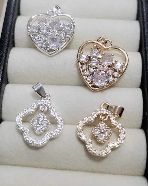 Dije corazon /van cleef