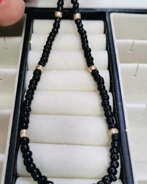 Collar mostacillas