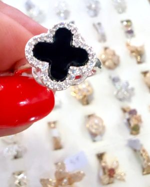 Anillo Van cleef negro giratorio