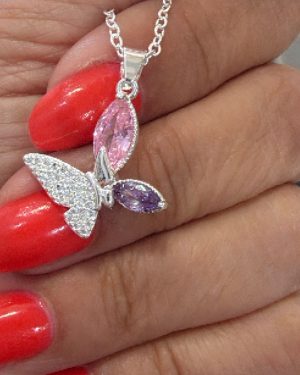 Collar mariposa lila