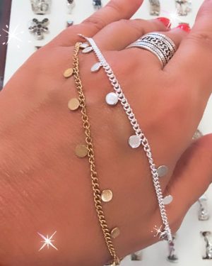 Pulsera groumet con chapitas