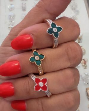 Anillo flor