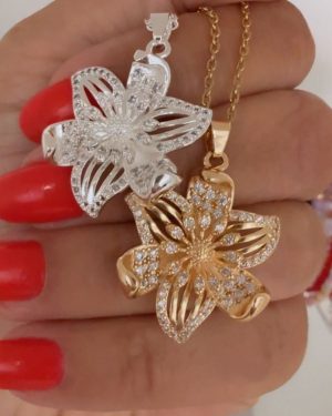 Collar flor Ayelen