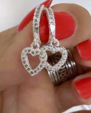 Aros con corazones calados
