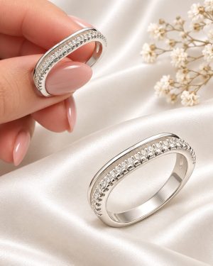 Anillo cuadrado Lina