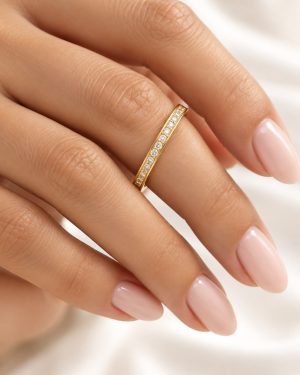 Anillo medio sinfin dorado