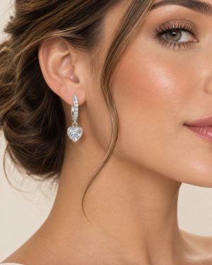 Aros con corazon cristal...........Adelanto