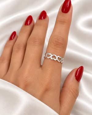 Anillo corazones...........Adelanto